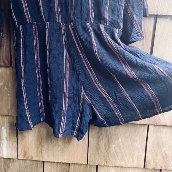 Elan 3/4 Sleeve Faux Wrap Surplice Stripe Pink Romper In Blue Viscose  Size L - Picture 15 of 16